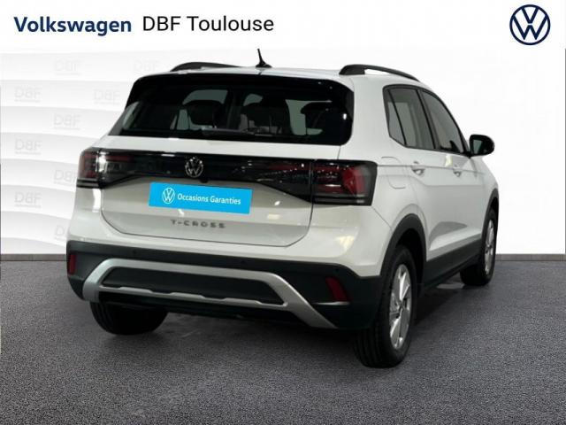 Volkswagen T-Cross image 3