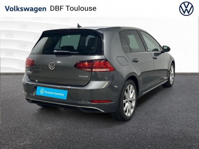 Volkswagen Golf image 9