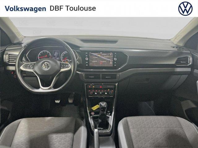 Volkswagen T-Cross image 3