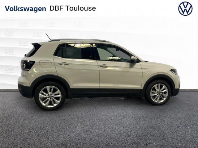 Volkswagen T-Cross image 2