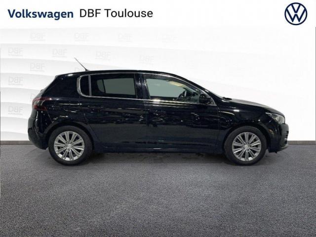 Peugeot 308 image 2