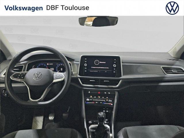 Volkswagen T-Roc image 4