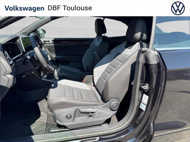 Volkswagen T-Roc image 9