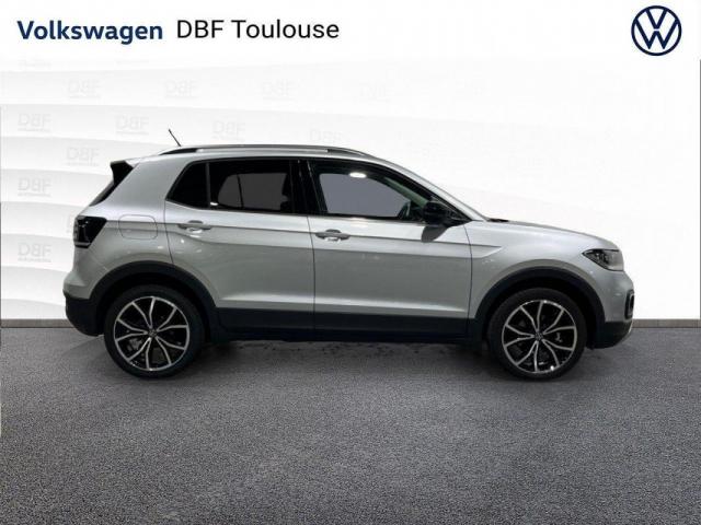 Volkswagen T-Cross image 2
