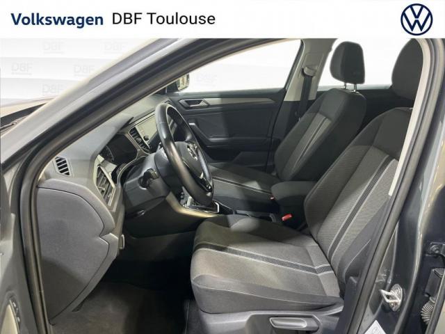 Volkswagen T-Roc image 6