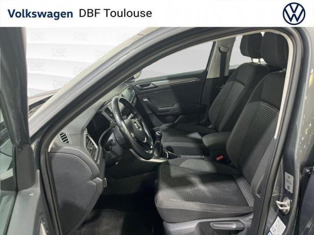 Volkswagen T-Roc image 9