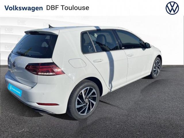 Volkswagen Golf image 6