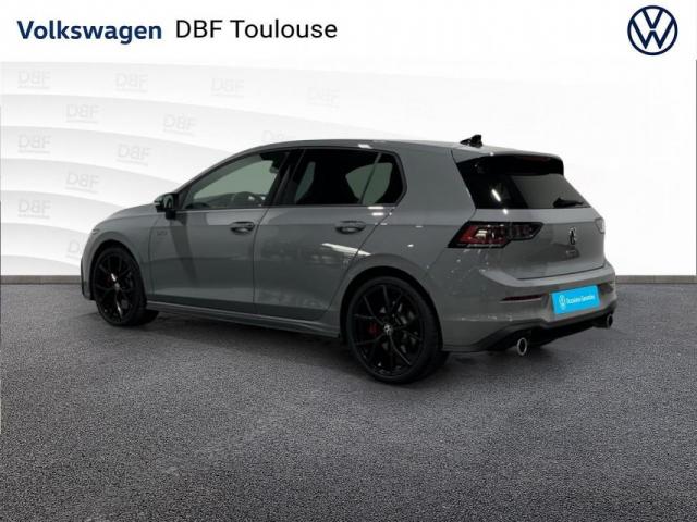 Volkswagen Golf image 9