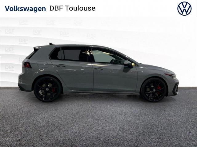 Volkswagen Golf image 6
