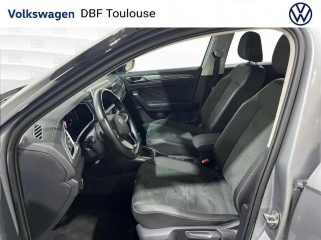 Volkswagen T-Roc image 2