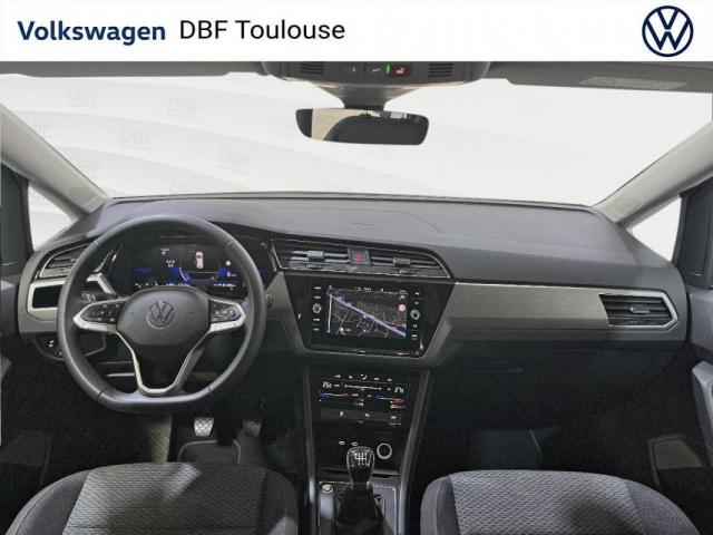 Volkswagen Touran image 9