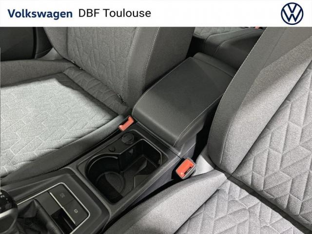 Volkswagen Golf image 4