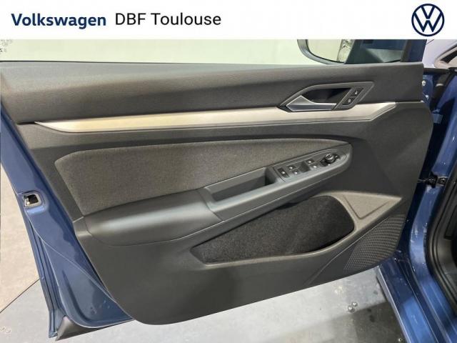 Volkswagen Golf image 2