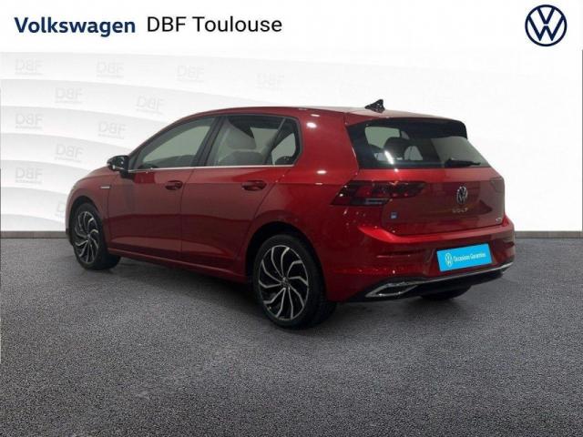 Volkswagen Golf image 9