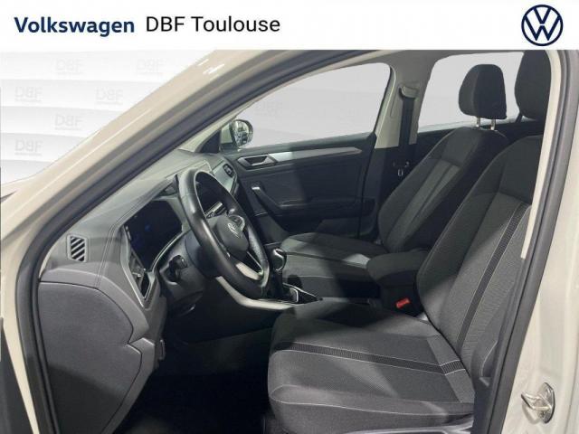 Volkswagen T-Roc image 9
