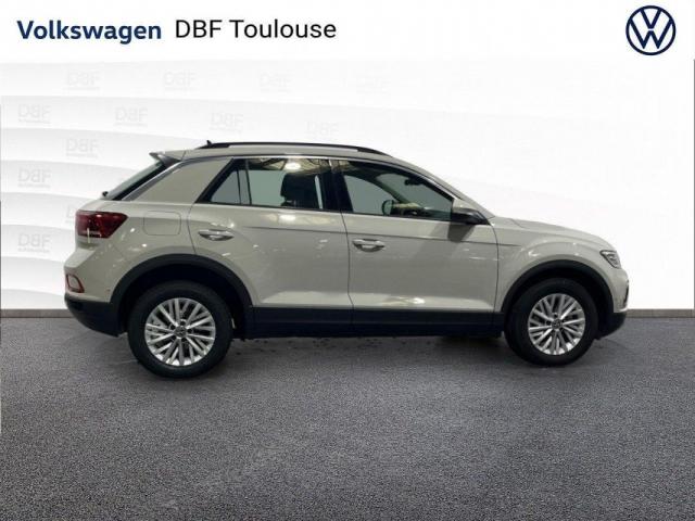 Volkswagen T-Roc image 2
