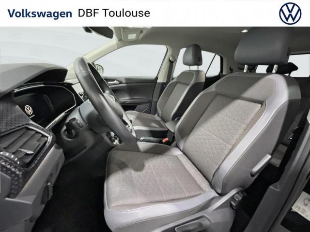 Volkswagen T-Cross image 2
