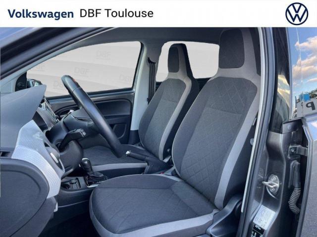 Volkswagen E-Up! image 8
