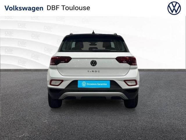 Volkswagen T-Roc image 2