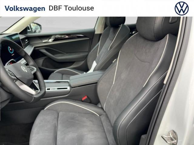 Volkswagen Passat image 5