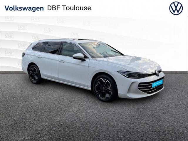 Volkswagen Passat image 7