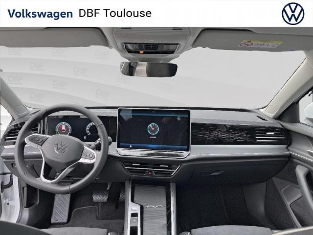 Volkswagen Passat image 4