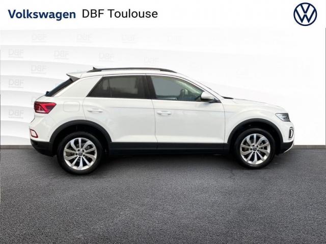 Volkswagen T-Roc image 2