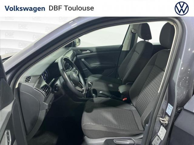 Volkswagen T-Cross image 2