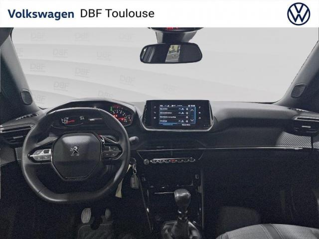 Peugeot 2008 image 3