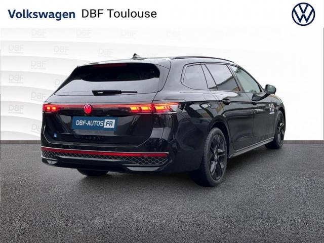 Volkswagen Passat image 4