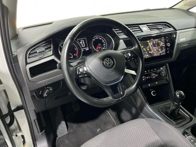 Volkswagen Touran image 8