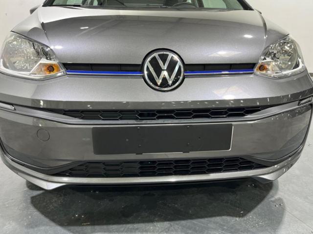 Volkswagen E-Up! image 9