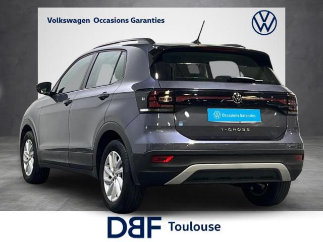 Volkswagen T-Cross image 2