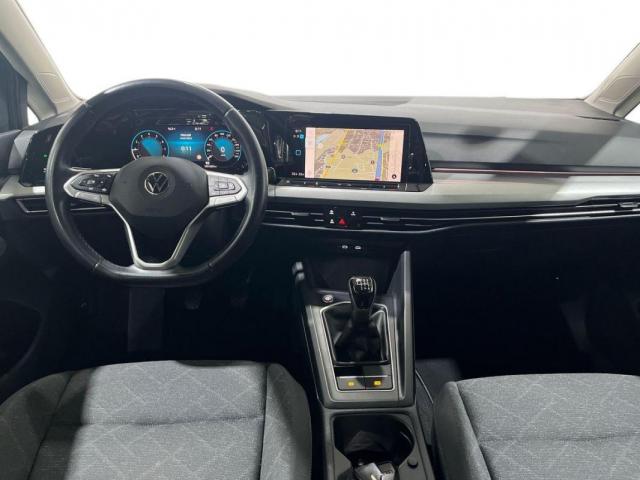 Volkswagen Golf image 9