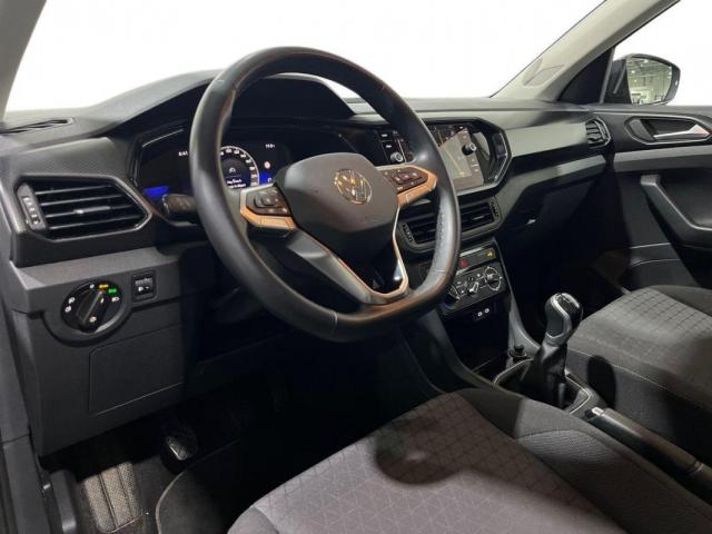 Volkswagen T-Cross image 1