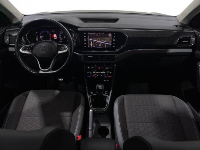 Volkswagen T-Cross image 2