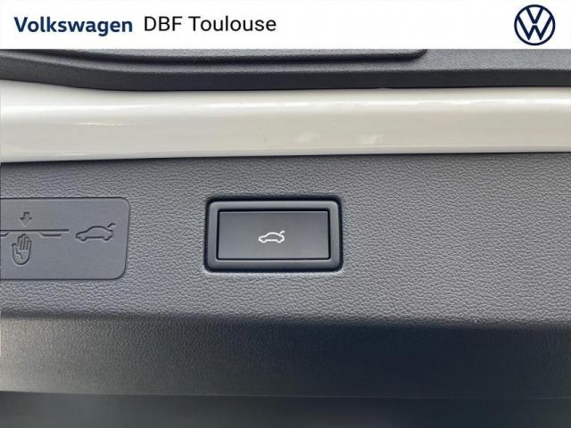 Volkswagen T-Roc image 3