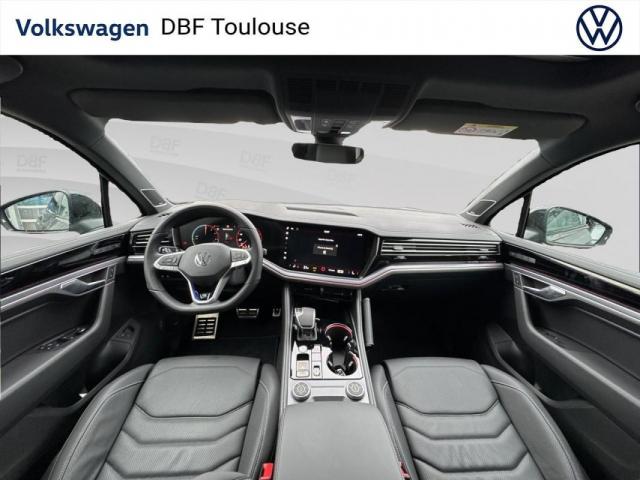 Volkswagen Touareg image 8