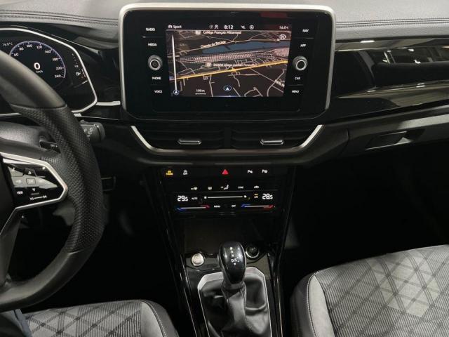Volkswagen T-Roc image 8