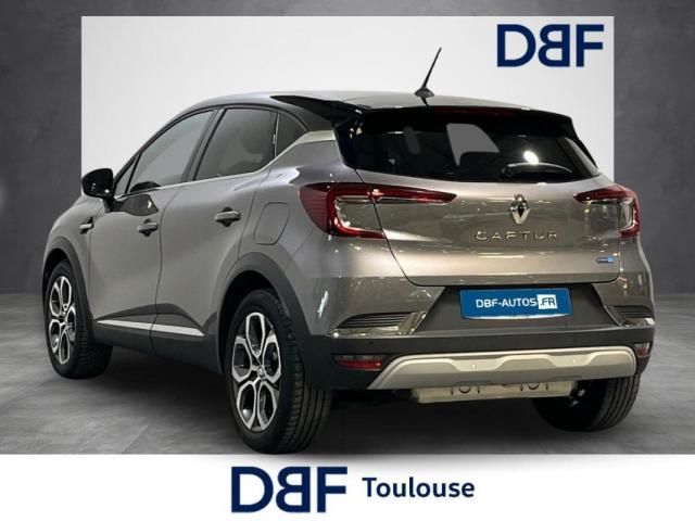 Renault Captur image 2