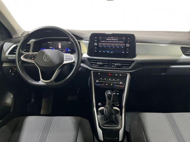Volkswagen T-Roc image 6