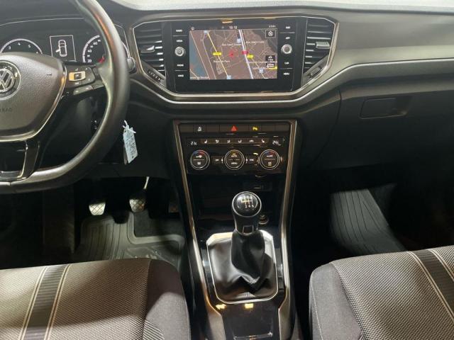 Volkswagen T-Roc image 8