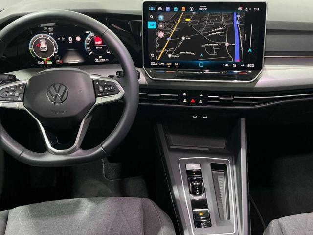 Volkswagen Golf image 2