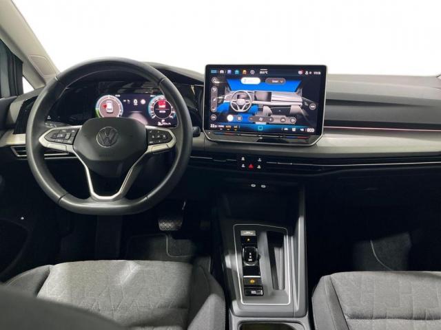 Volkswagen Golf image 4