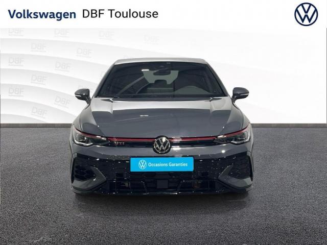Volkswagen Golf image 9