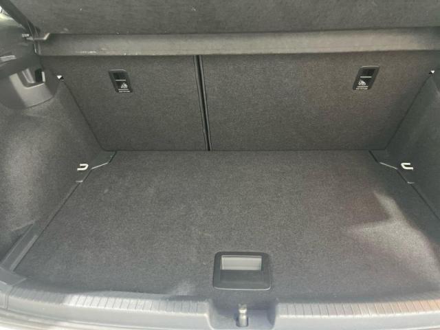 Volkswagen Polo image 8