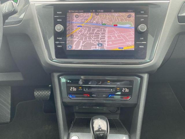 Volkswagen Tiguan image 9