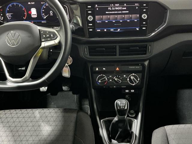 Volkswagen T-Cross image 8