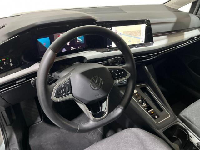 Volkswagen Golf image 6