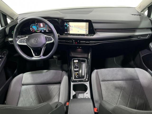 Volkswagen Golf image 1